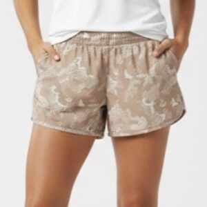 Reebok‎ Women's Camo Athletic Shorts L Lightweight Running Workout Tan